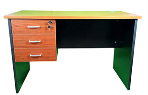 escritorio-UL-TR001-FERRARA